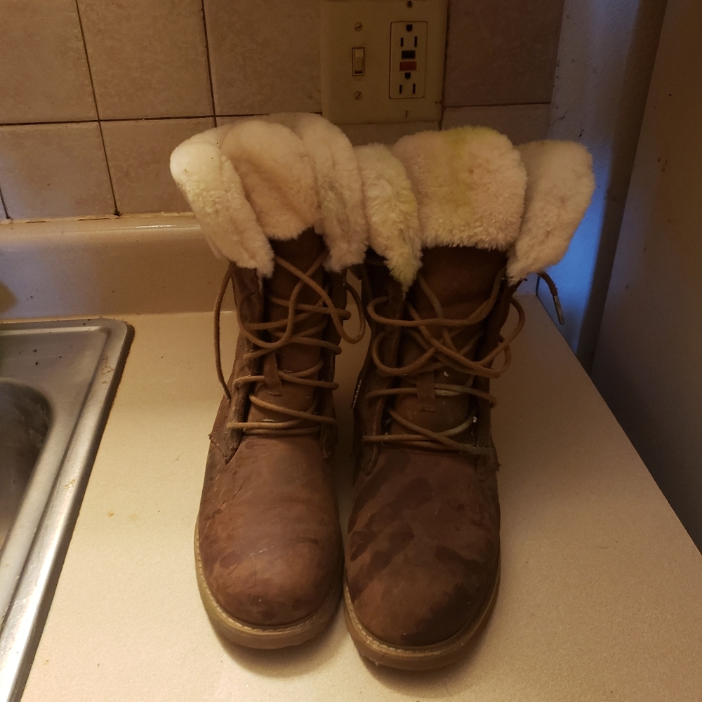 EMU AUSTRALIA BOOTS